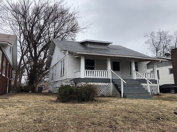 3rd image of 736 N 75th St