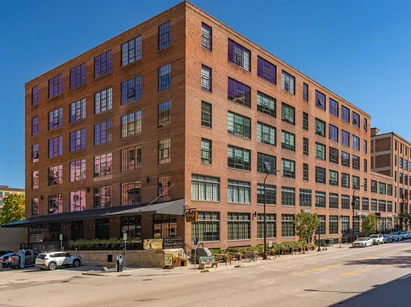 ElseWarehouse in the North Loop