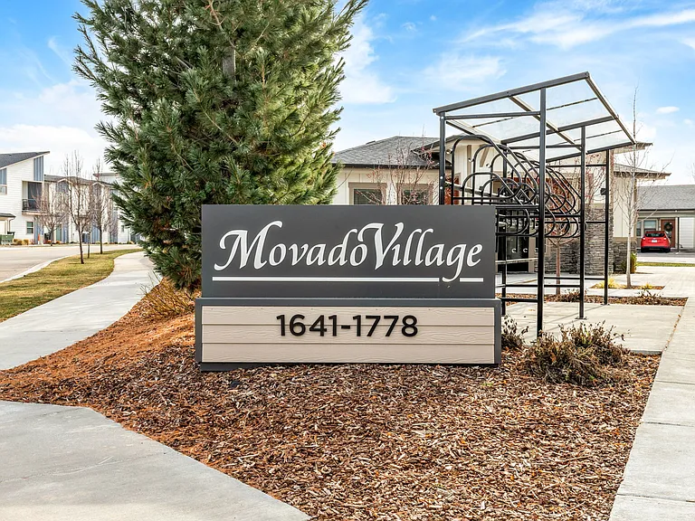 Movado Village — Photo 19