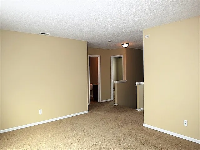 10395 Carrington Way — Photo 8