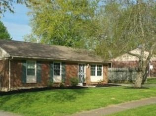 5407 Crosstree Pl, Louisville, KY 40229