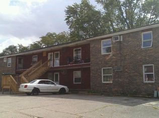 410 N 5th St APT 8, Watseka, IL 60970