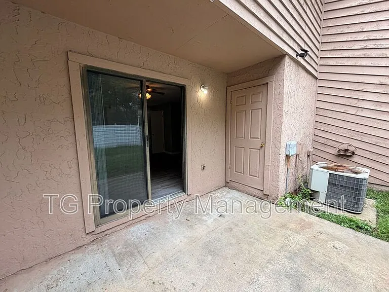4403 Windergate Dr — Photo 13