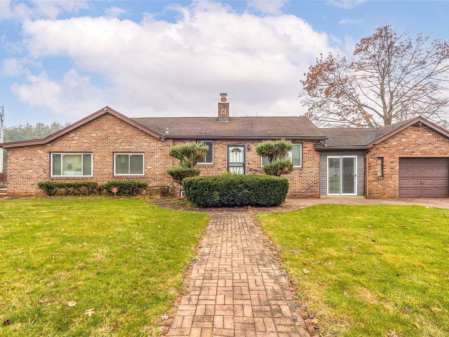 68 Maple Lane, Amityville, NY 11701 Zillow