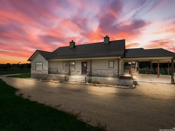 1626 Cr 4513, Hondo, TX 78861