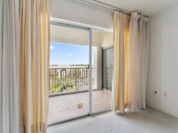 3520 S Ocean Blvd H502, South Palm Beach, FL 33480