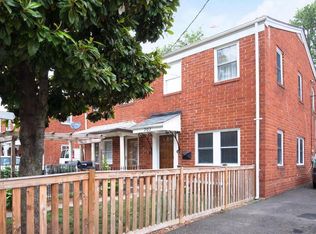 707 S Four Mile Rd, Alexandria, VA 22305