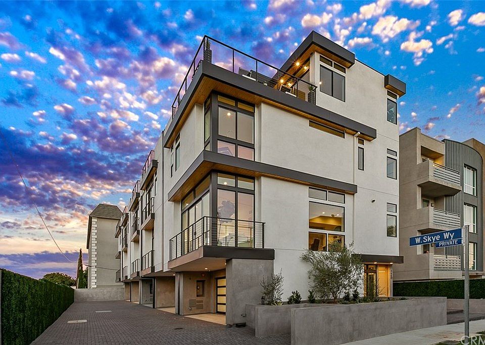 1st image of 1440 N Curson Ave #3