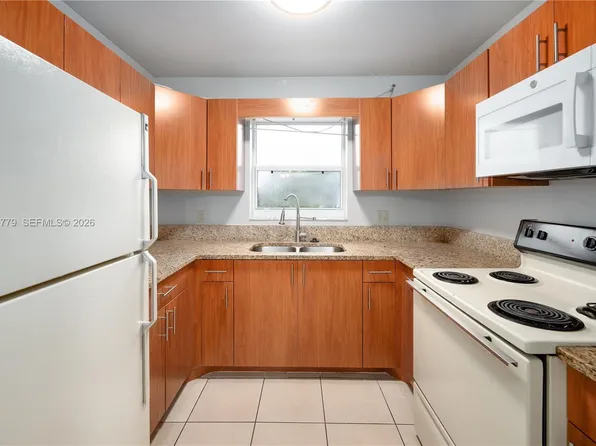 2683 Lakehaven Rd #2683, West Palm Beach, FL 33415