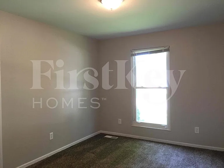 5 Les Cherbourg Ct — Photo 19