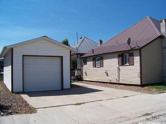 3rd image of 254 N 9th St