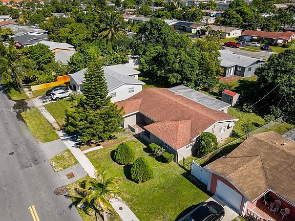 2nd image of 2698 NW 35th Ter