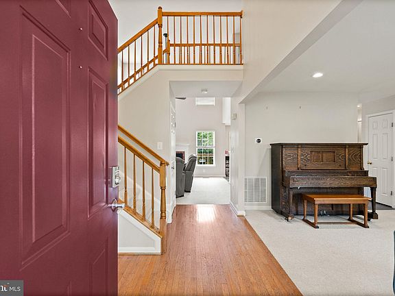 3rd image of 17220 Rosecliff Ct