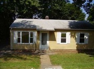 19 Belleview Ter, Ansonia, CT 06401