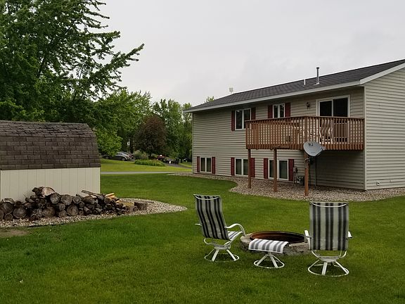 2nd image of 1233 Lake Crest Dr