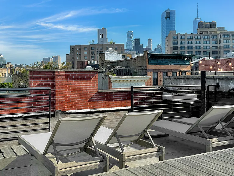 37 Carmine St #5A — Photo 12