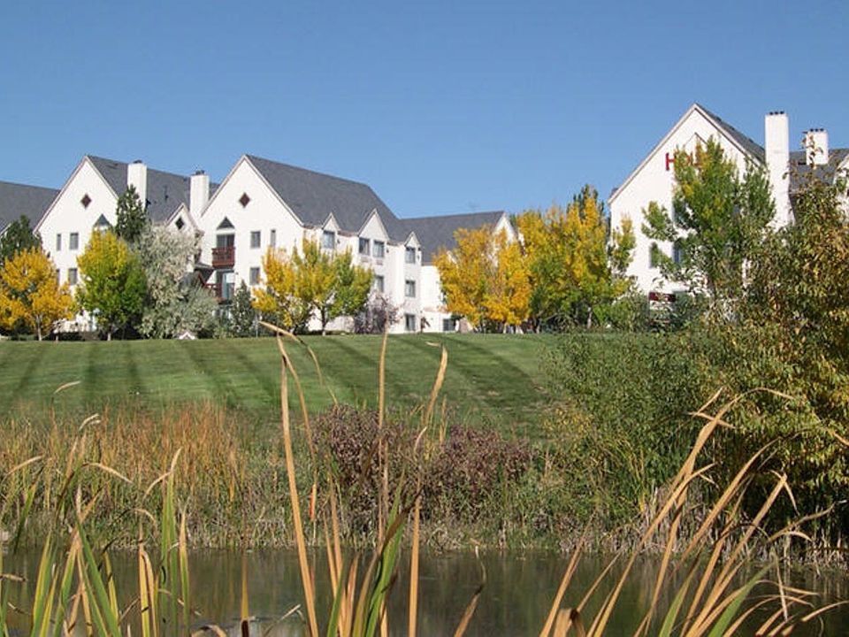 Quiet & secluded DTC location