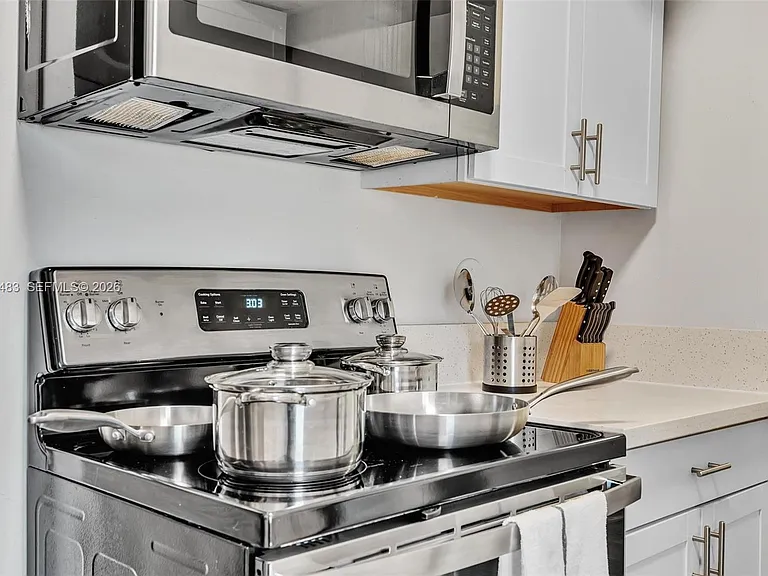 10006 E Bay Harbor Dr #17 — Photo 10