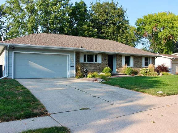 2nd image of 1243 McKinley Dr