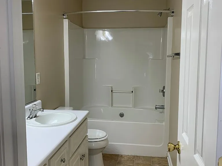 410 Northrop Pl — Photo 7