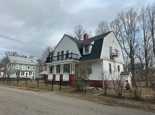 86 Central St, Warwick, RI 02886