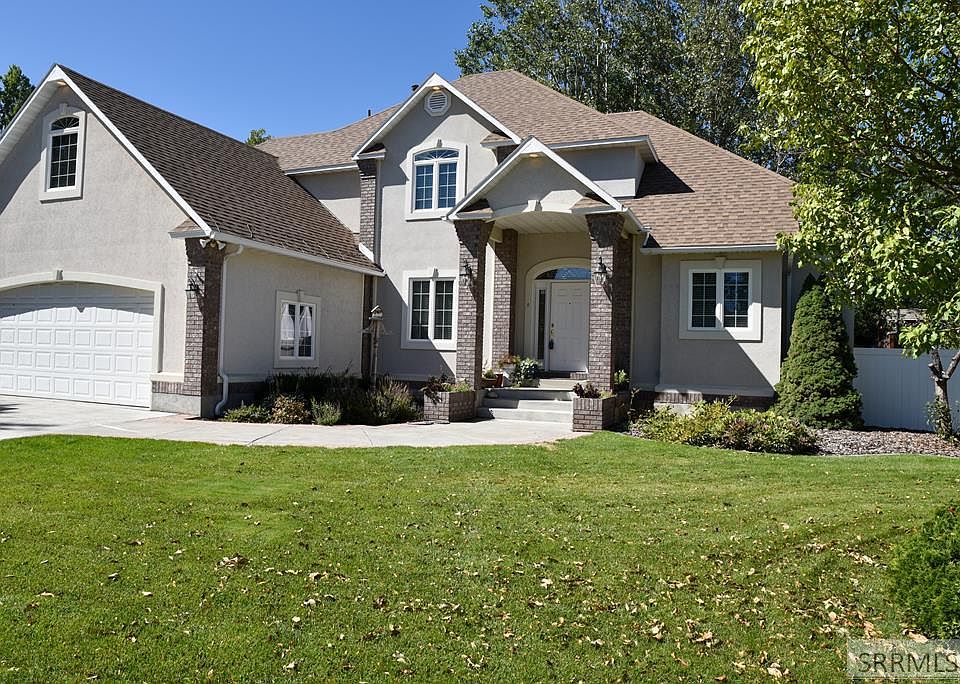 1st image of 2640 Lone Pine Dr