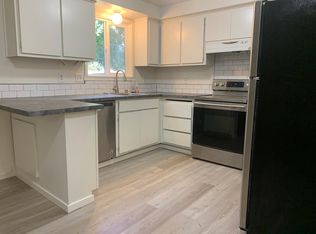 15512 35th Ave W #9, Lynnwood, WA 98087