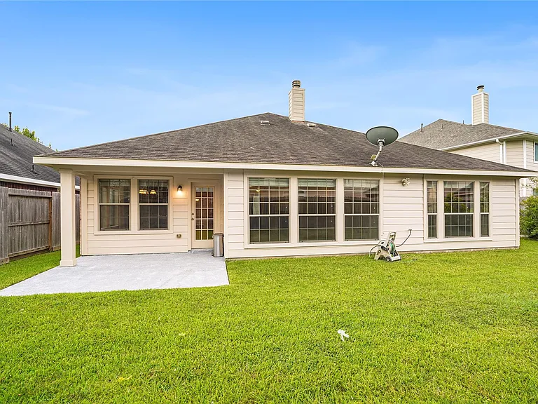 2310 Shadow Canyon Ct — Photo 25