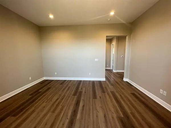 1529 Copperberry Way — Photo 14