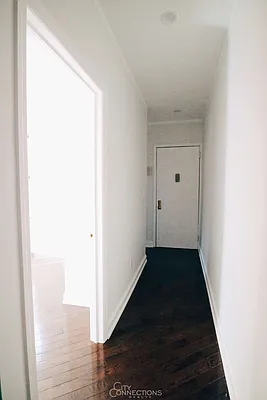 Rented by City Connections Realty | media 20