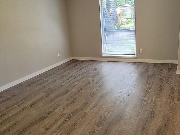 Living Room view expanded