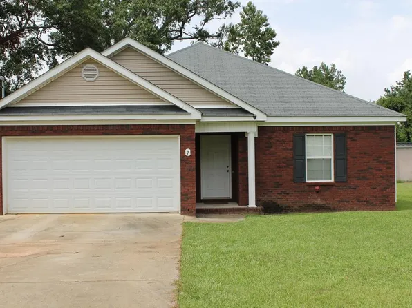 7 Wicker Rd, Cowarts, AL 36321