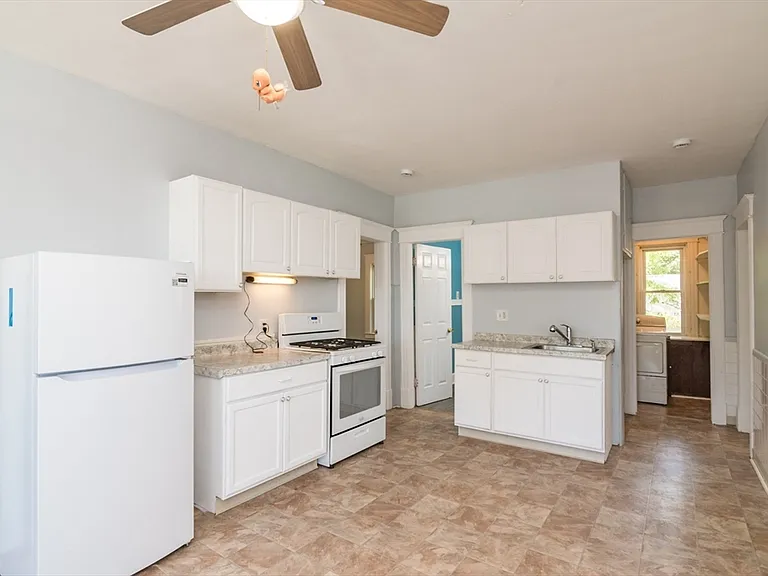 208 Prospect St #2 — Photo 2