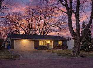2110 Derdall Dr, Brookings, SD 57006