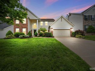 7071 Black Horse Dr, O'Fallon, MO
