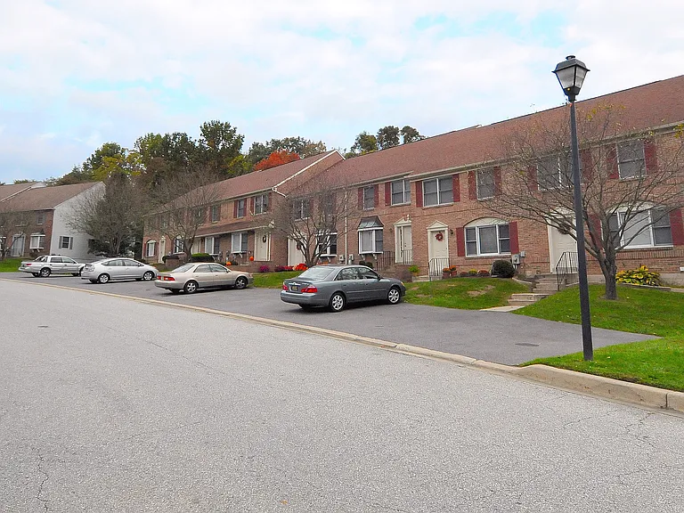 Walden Townhomes — Photo 28
