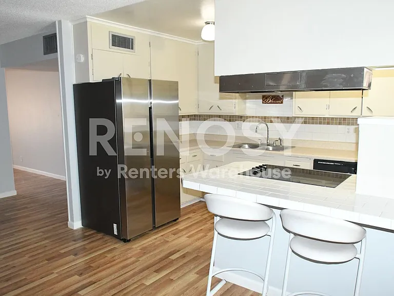 8420 E Edgemont Ave — Photo 9