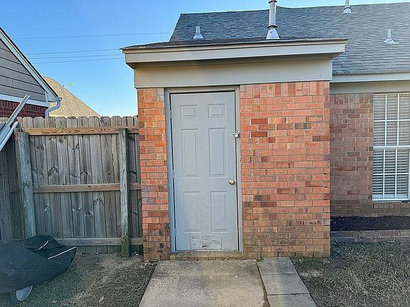 Rear storage room