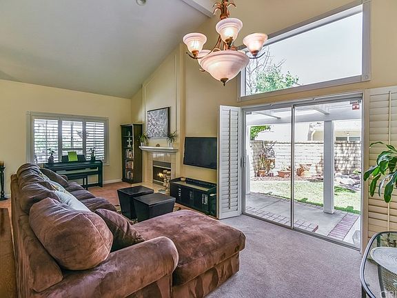 5th image of 23719 Cameron Ct