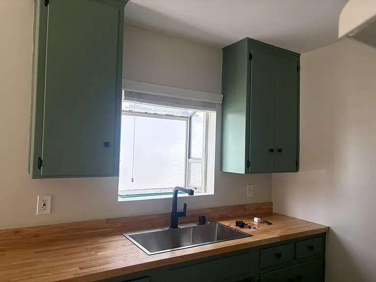 3345 Grim Ave #3345.5 — Photo 4