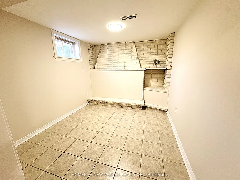 98 Newton Dr #BASEMENT — Photo 7