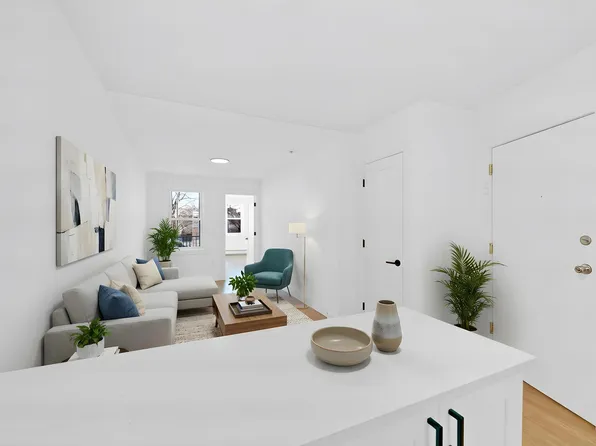 104 Jefferson Street image 1 of 15