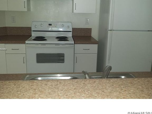 5th image of 2260 NE 42nd Ave