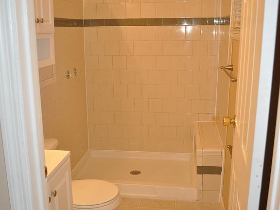 4th image of 1391 Windward Dr