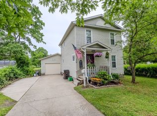 118 Chestnut St, Edinboro, PA 16412