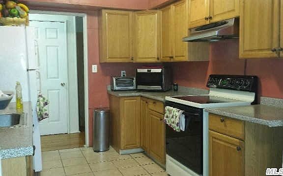 2nd image of 1503 Lydia Ave