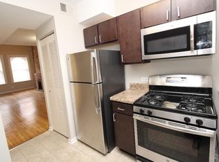 2306 N Clark St APT 4S, Chicago, IL 60614
