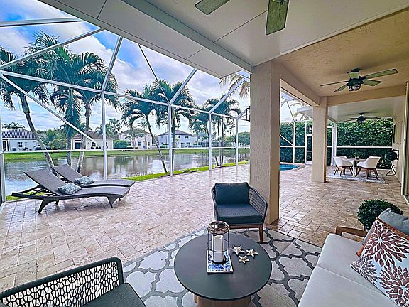 4th image of 1012 Fairfield Meadows Drive
