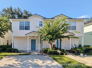 86 W 6th St, Atlantic Beach, FL 32233