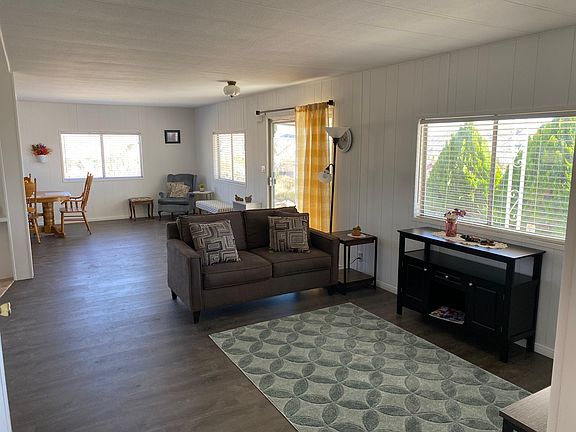 2nd image of 49160 Pioneer Dr
